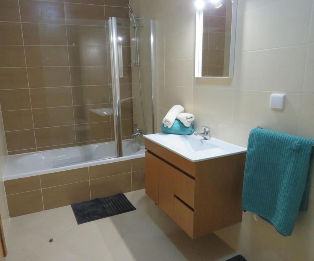 2 Bed Apartment With Com Pool Tavira Bagian luar foto